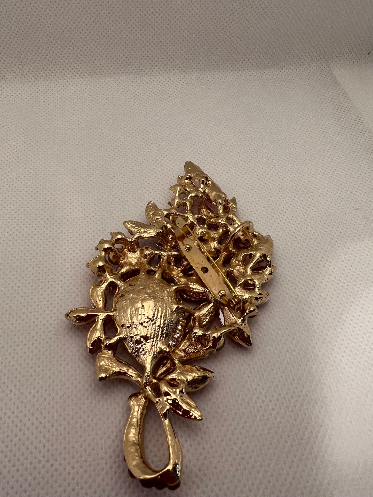 Flower Leaf-Shaped Brooch Pin